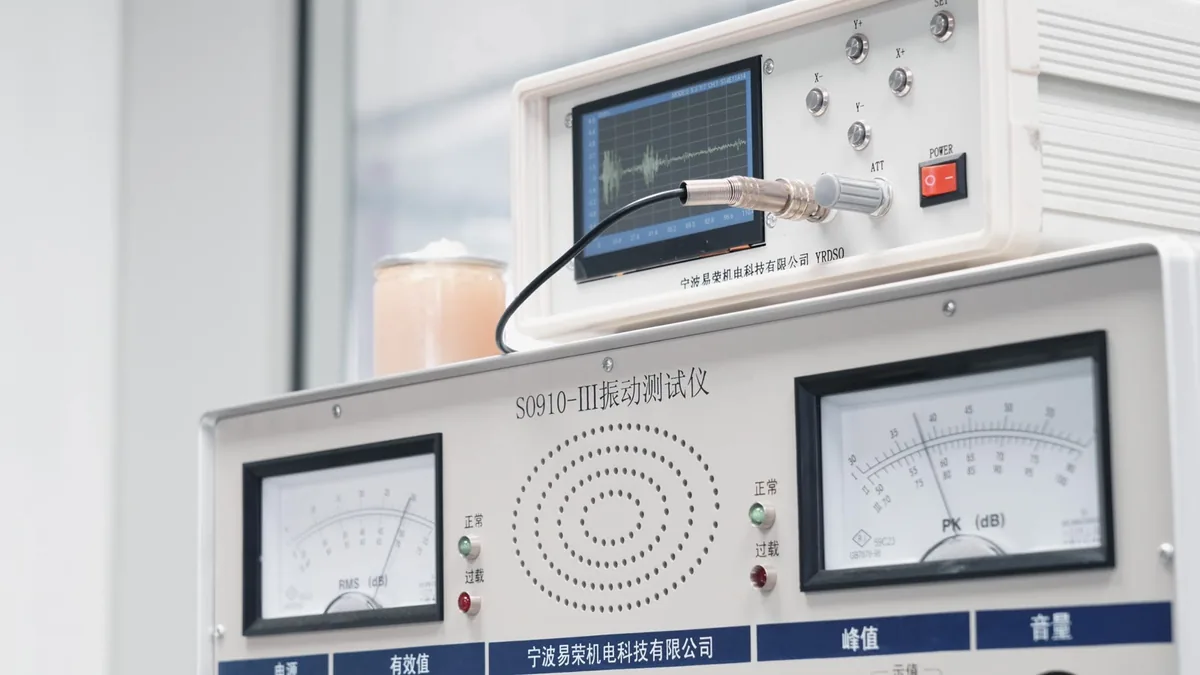 Bearing test equipment
