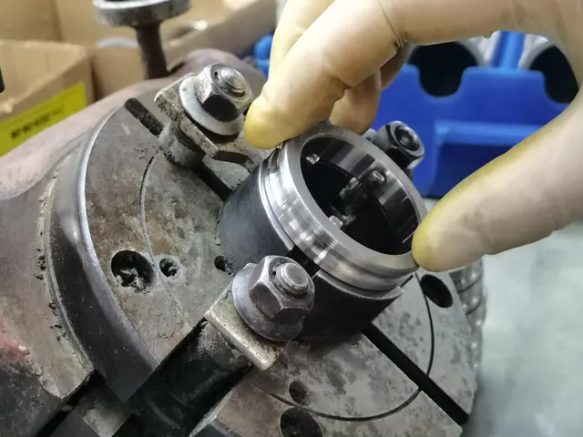 Bearing bore dimension inspection